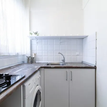 Lovely And Flat With Balcony In Sisli * Κωνσταντινούπολη